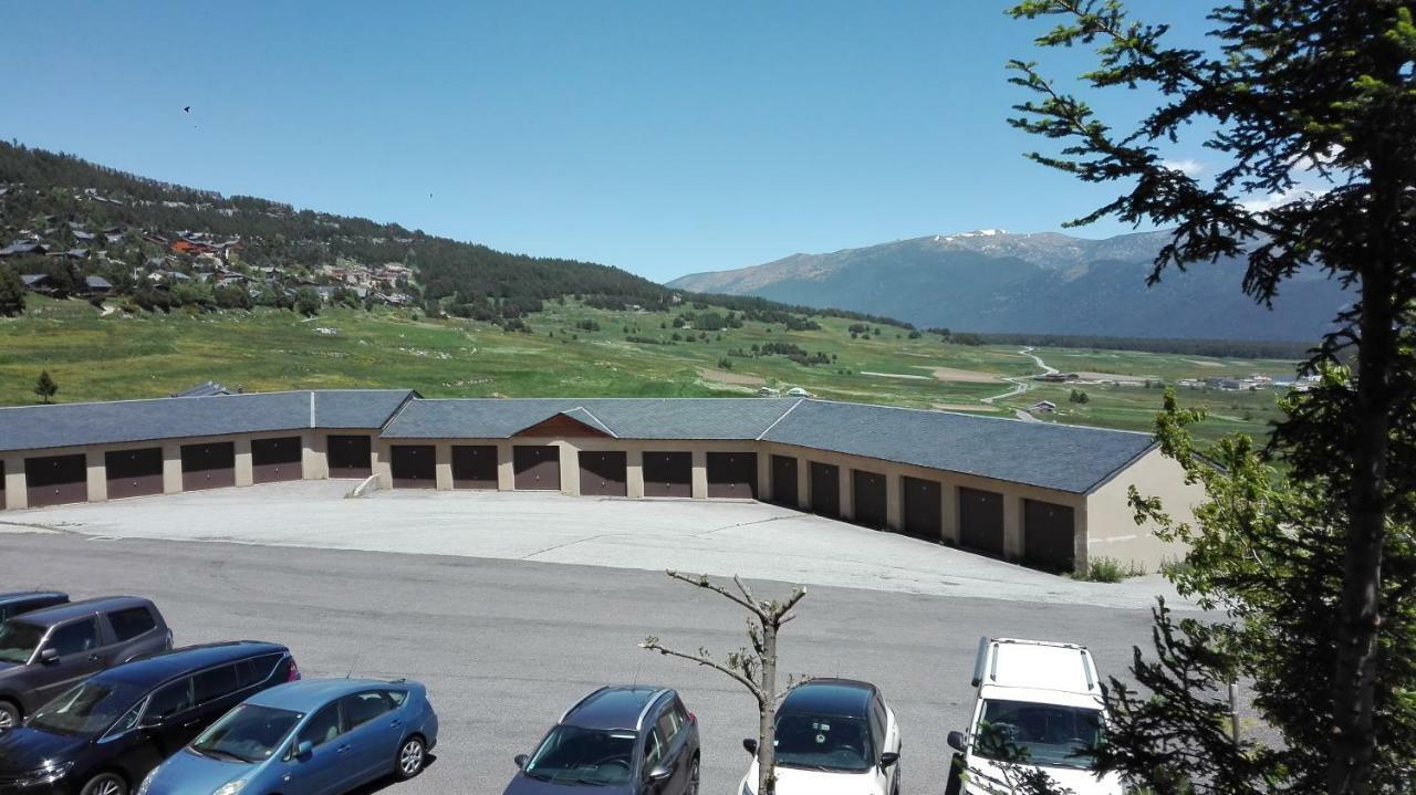 Charmant T2 Avec Cabine Fermee Et Terrasse Les Angles  Exteriör bild